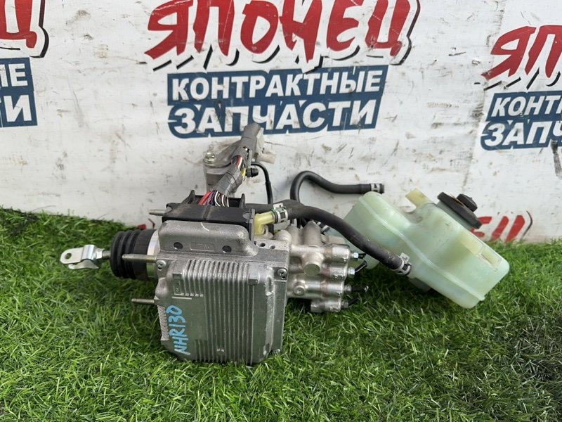 Главный тормозной цилиндр TOYOTA VITZ NHP130 1NZ-FXE (б/у)