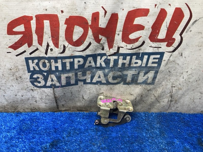Замок двери багажника NISSAN VANETTE SK22MN R2 (б/у)