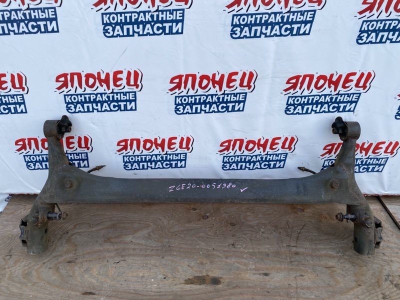 Балка TOYOTA WISH ZGE20 2ZR-FAE задняя (б/у)