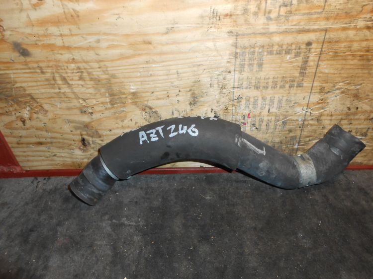 Патрубок радиатора верхний Toyota Caldina AZT240 1AZ (б/у)