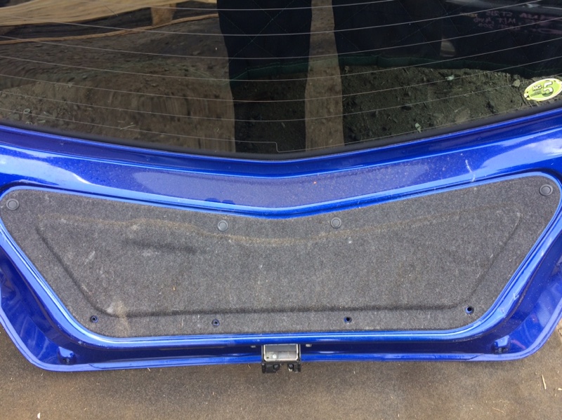 Обшивка двери багажника Mazda Demio DE3FS (б/у)