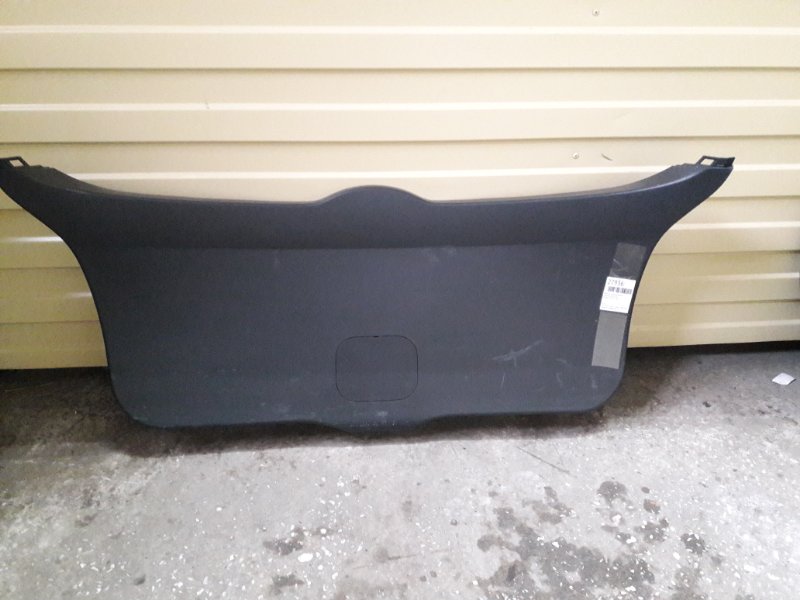 Обшивка двери багажника Toyota Auris NZE151 (б/у)