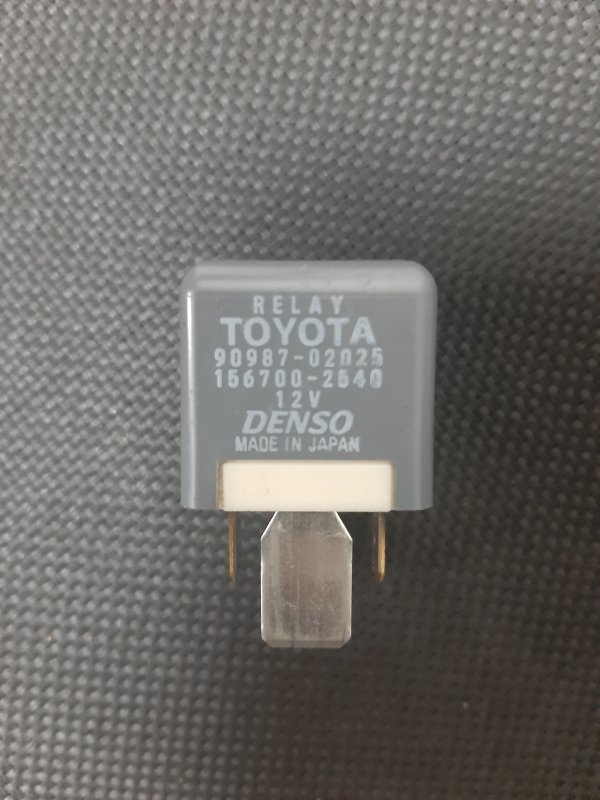 Реле Toyota (б/у) Реле Toyota (б/у)