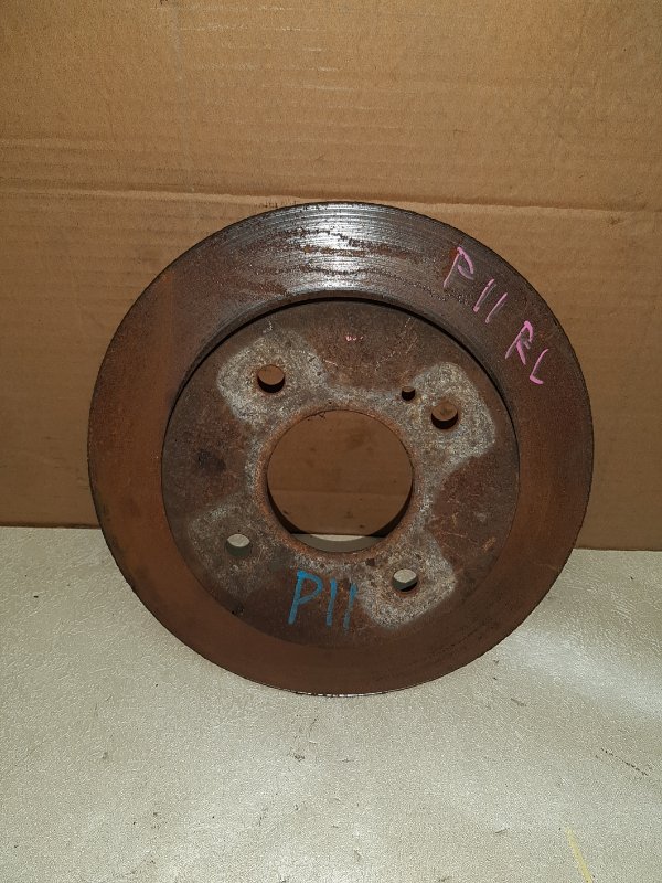 Тормозной диск Nissan Primera P11 задний (б/у)