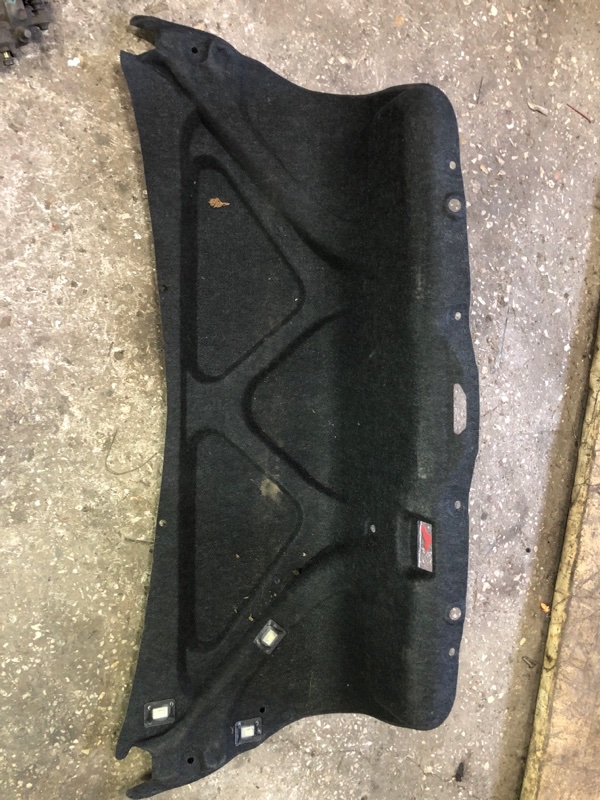 Обшивка крышки багажника Nissan Cefiro A33 2001 (б/у)