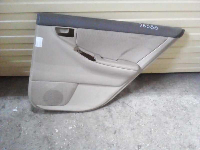 Обшивка двери Toyota Corolla NZE121 задняя правая (б/у)