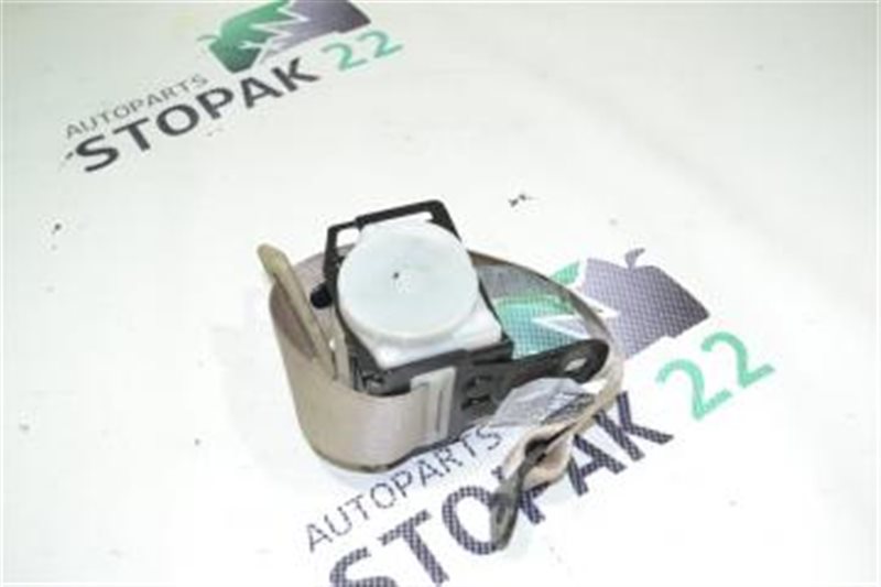Ремень безопасности Toyota Allex NZE121 1NZ 2001 задний (б/у)