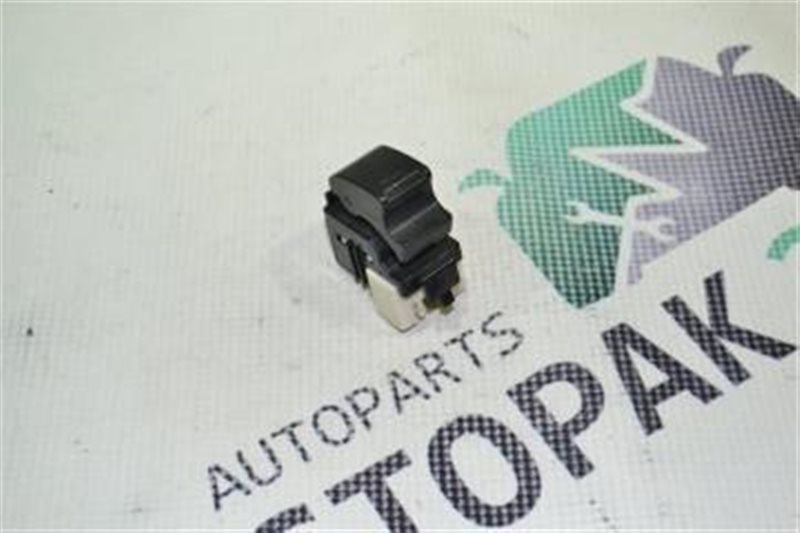 Кнопка стеклоподъемника Toyota Allex NZE121 1NZ 2001 (б/у)