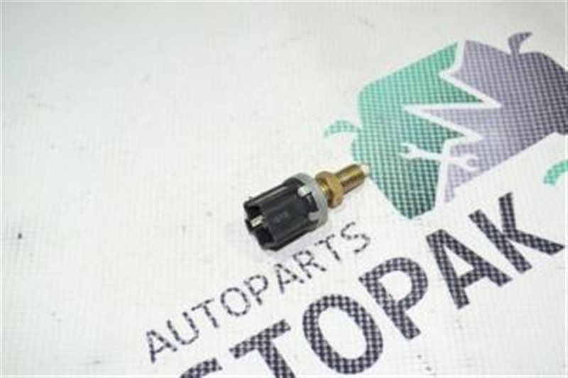Концевик под педаль тормоза Toyota Allex NZE121 1NZ 2001 (б/у)