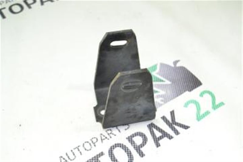 Кронштейн опоры двигателя Toyota Allex NZE121 1NZ 2001 (б/у)