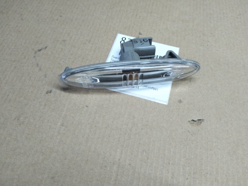Повторитель в крыло Toyota Camry ACV40 правый (б/у)