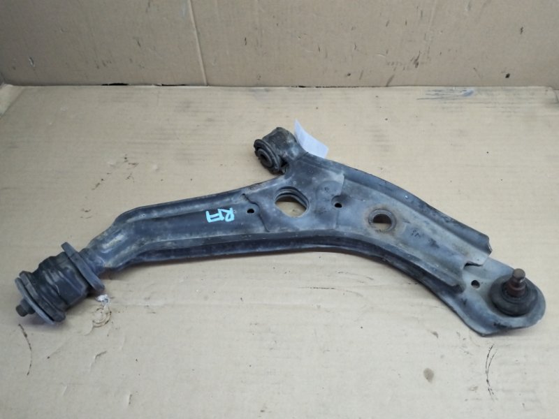 Рычаг Honda Stepwgn RF1 передний правый (б/у)