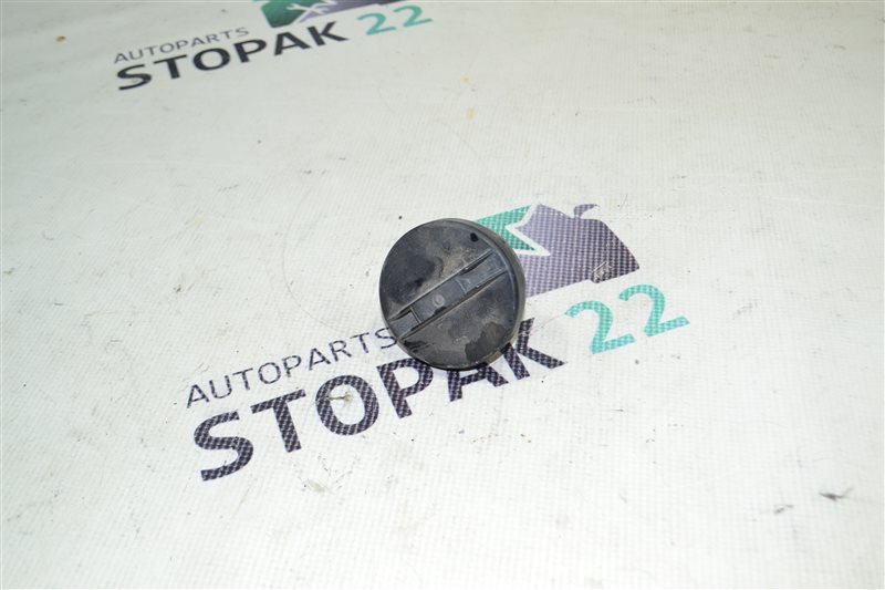 Крышка бензобака Toyota Allex NZE121-5076817 1NZ 2004 (б/у)