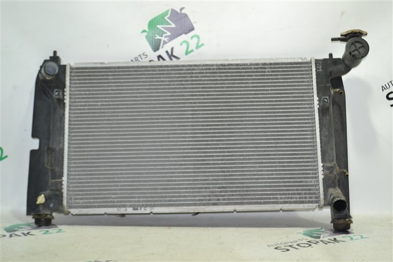 Радиатор охлаждения двигателя Toyota Corolla NZE124 1NZ 2004 (б/у)