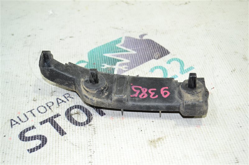Крепление бампера Toyota Spacio ZZE122 1ZZ 2002 заднее правое (б/у)