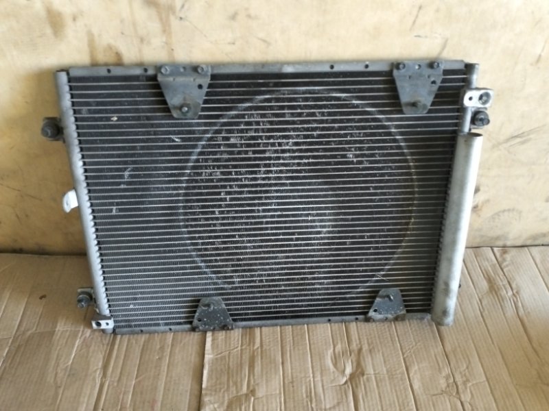Радиатор кондиционера Suzuki Escudo TL52W J20A 2005 (б/у)