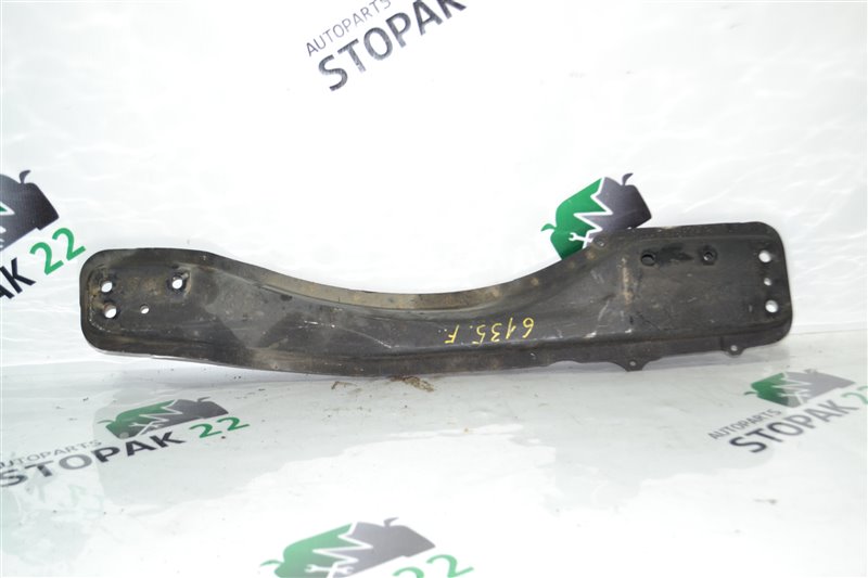 Балка передняя продольная Toyota Corolla NZE124 1NZ 2001 (б/у)