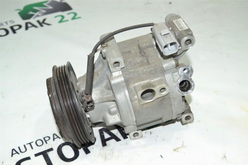 Компрессор кондиционера Toyota Allex NZE121 1NZ 2001 (б/у)