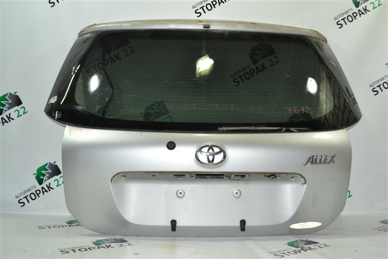 Дверь багажника Toyota Allex NZE121 1NZ-FE 2001 (б/у)