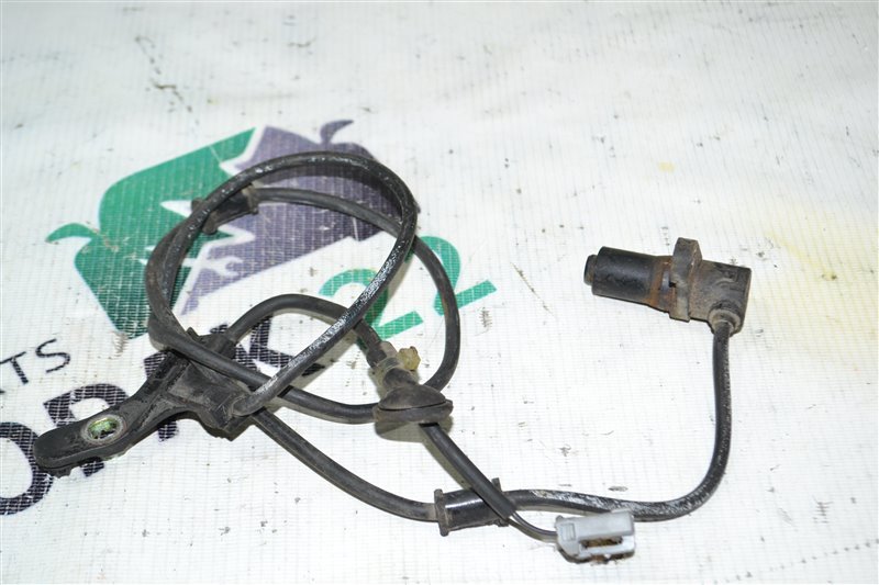 Датчик abs Toyota Fielder NZE124 1NZ 2002 задний левый (б/у)