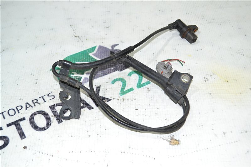 Датчик abs Toyota Corolla NZE124 1NZ 2001 передний левый (б/у)