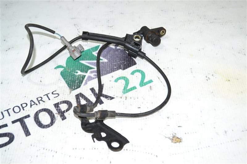 Датчик abs Toyota Corolla NZE121 1NZ 2002 передний левый (б/у)