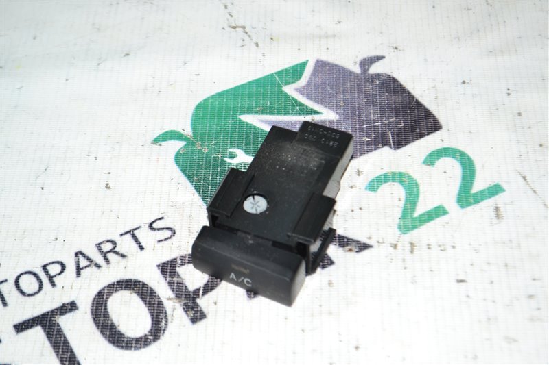 Кнопка включения кондиционера Toyota Corolla NZE124 1NZ 2001 (б/у)