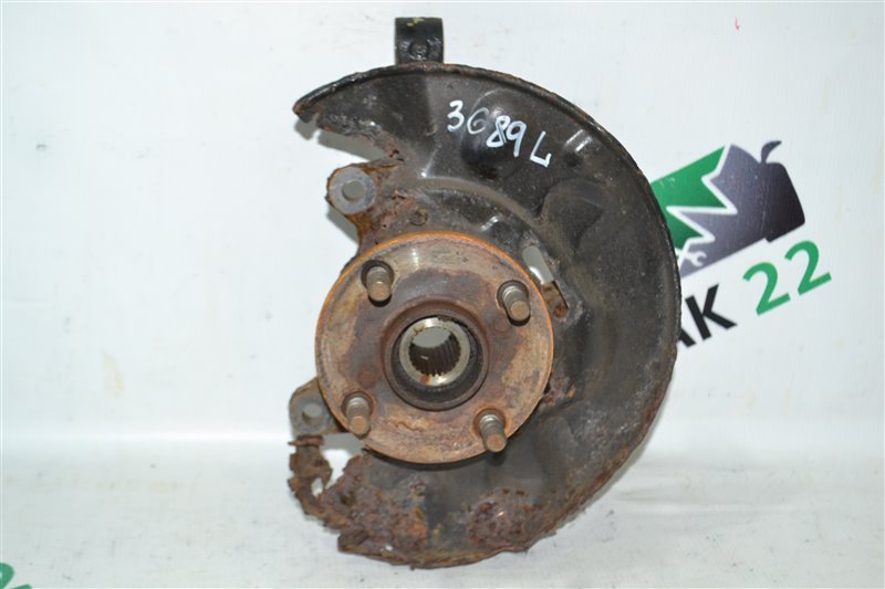 Ступица Toyota Corolla NZE124 2002 передняя левая (б/у)