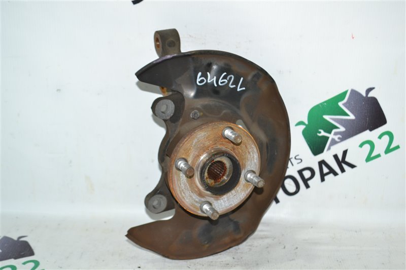 Ступица Toyota Corolla Spacio NZE121 1NZ 202 передняя левая (б/у)