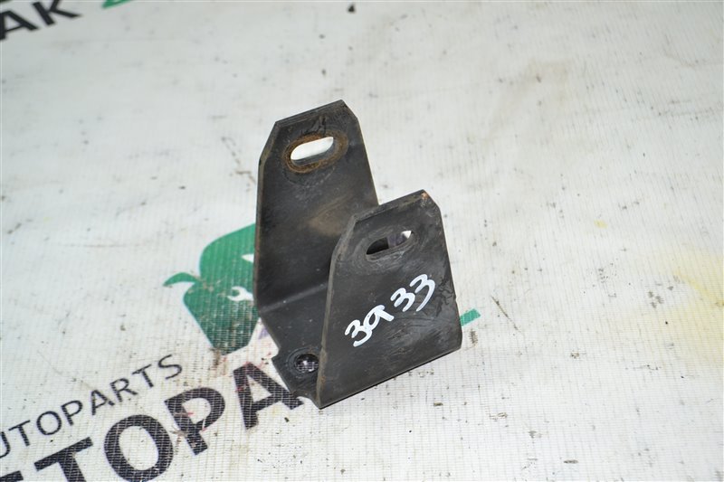 Кронштейн опоры двигателя Toyota Corolla NZE121 1NZ-FE 2001 передний (б/у)