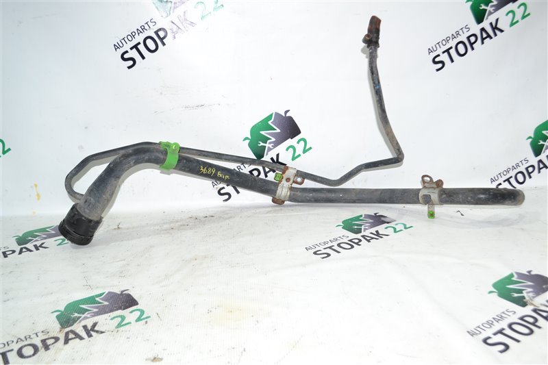 Горловина топливного бака Toyota Corolla NZE124 2002 (б/у)