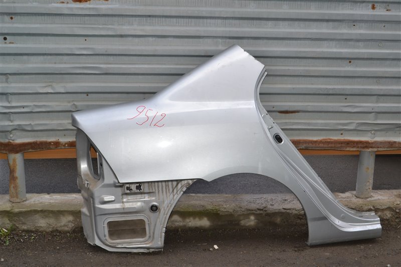 Крыло Toyota Corolla NZE121 1NZ 2002 заднее правое (б/у)
