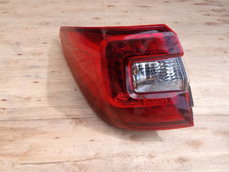 Стоп Subaru Outback BS9 левый