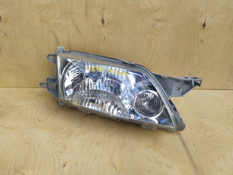 Фара Mazda Premacy CP8W FP 2003 передняя правая (б/у)