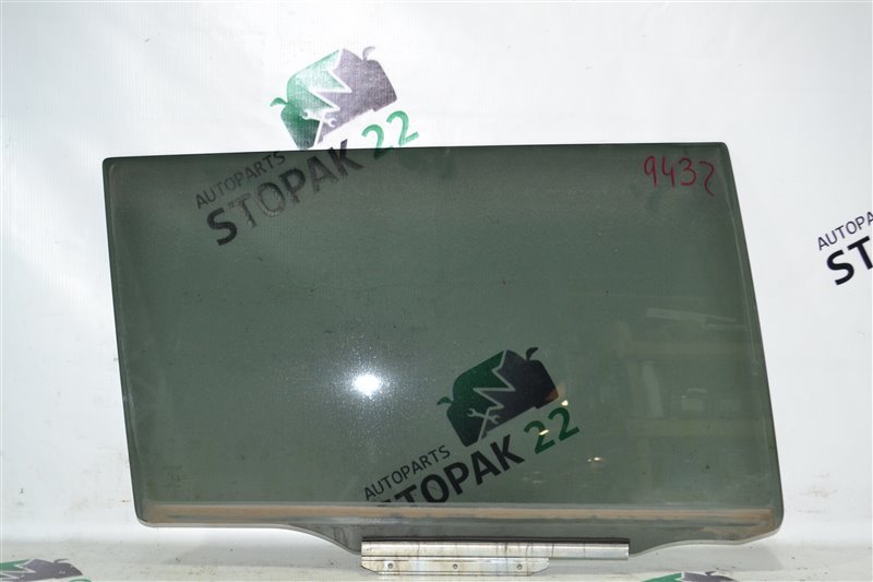 Стекло двери Toyota Fielder NZE121 1NZ-FE 2003 заднее правое (б/у)