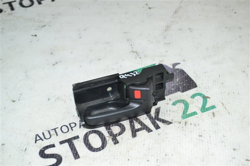 Ручка двери Toyota Fielder NZE121 1NZ-FE 2003 правая (б/у)