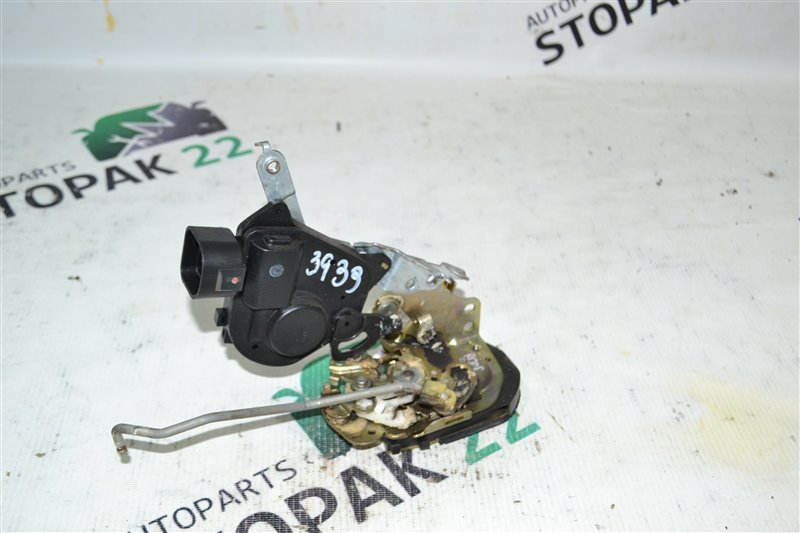 Замок двери Toyota Corolla NZE121 1NZ-FE 2001 передний левый (б/у)