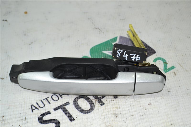 Ручка двери Toyota Runx NZE121 1NZ-FE 2002 задняя правая (б/у)