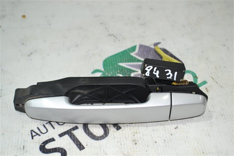 Ручка двери Toyota Corolla NZE121 1NZ-FE 2005 задняя правая (б/у)