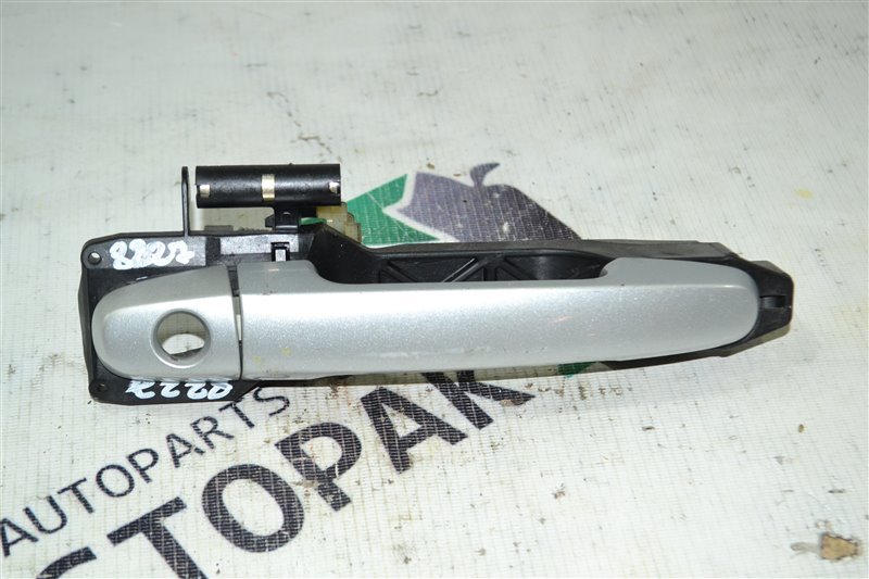 Ручка двери Toyota Corolla NZE121 1NZ 2001 передняя правая (б/у)