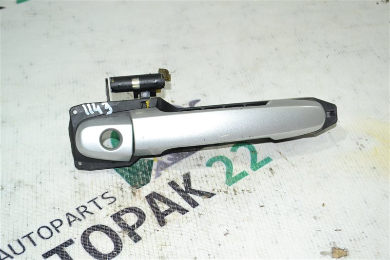 Ручка двери Toyota Corolla NZE121 1NZ 2001 передняя правая (б/у)