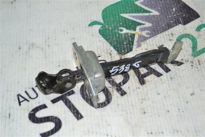 Ограничитель двери Toyota Corolla Runx NZE121 1NZ-FE 2006 передний (б/у)