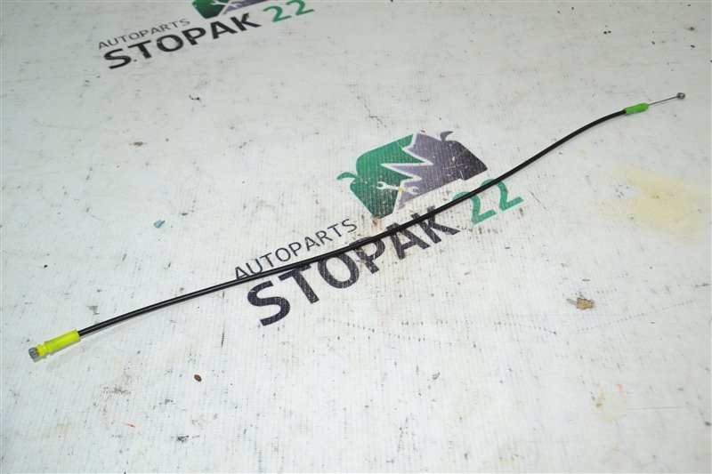 Тросик открывания двери Toyota Corolla Spacio NZE121 1NZ 2002 задний (б/у)