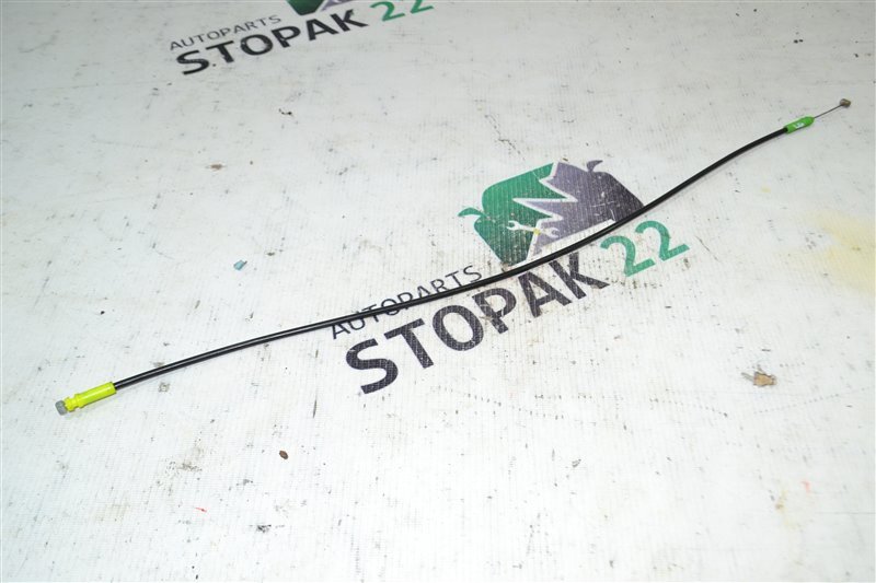 Тросик открывания двери Toyota Corolla Spacio NZE121 1NZ 2002 задний (б/у)