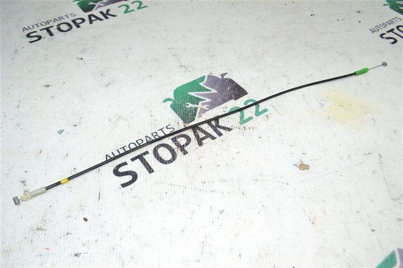 Тросик открывания двери Toyota Corolla NZE121 1NZ-FE 2001 задний (б/у)