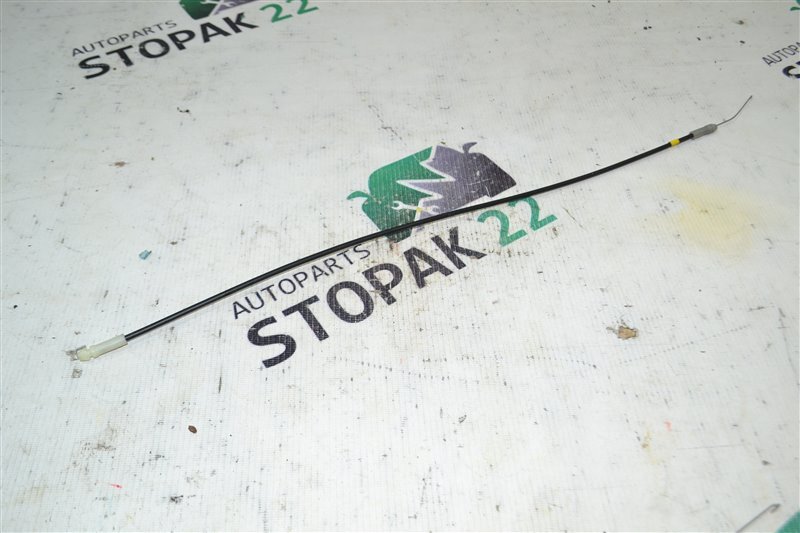 Тросик блокировки двери Toyota Corolla NZE121 1NZ 2001 задний (б/у)