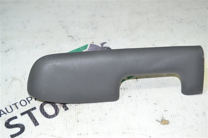 Накладка обшивки двери Toyota Corolla NZE121 1NZ-FE 2006 правая (б/у)