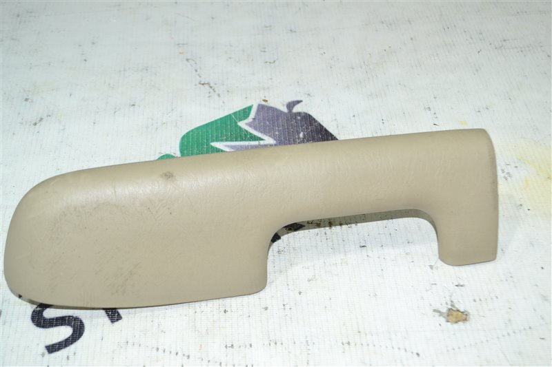 Накладка обшивки двери Toyota Corolla NZE124 2002 правая (б/у)