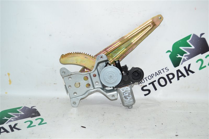 Стеклоподъемник Toyota Corolla NZE121 1NZ-FE 2005 задний левый (б/у)
