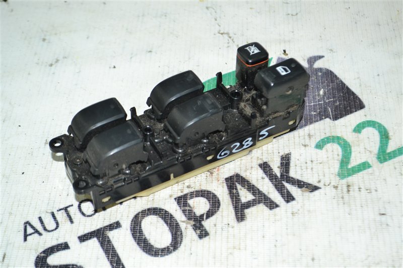 Блок управления стеклоподъемниками Toyota Corolla NZE121 1NZ-FE 2005 (б/у)